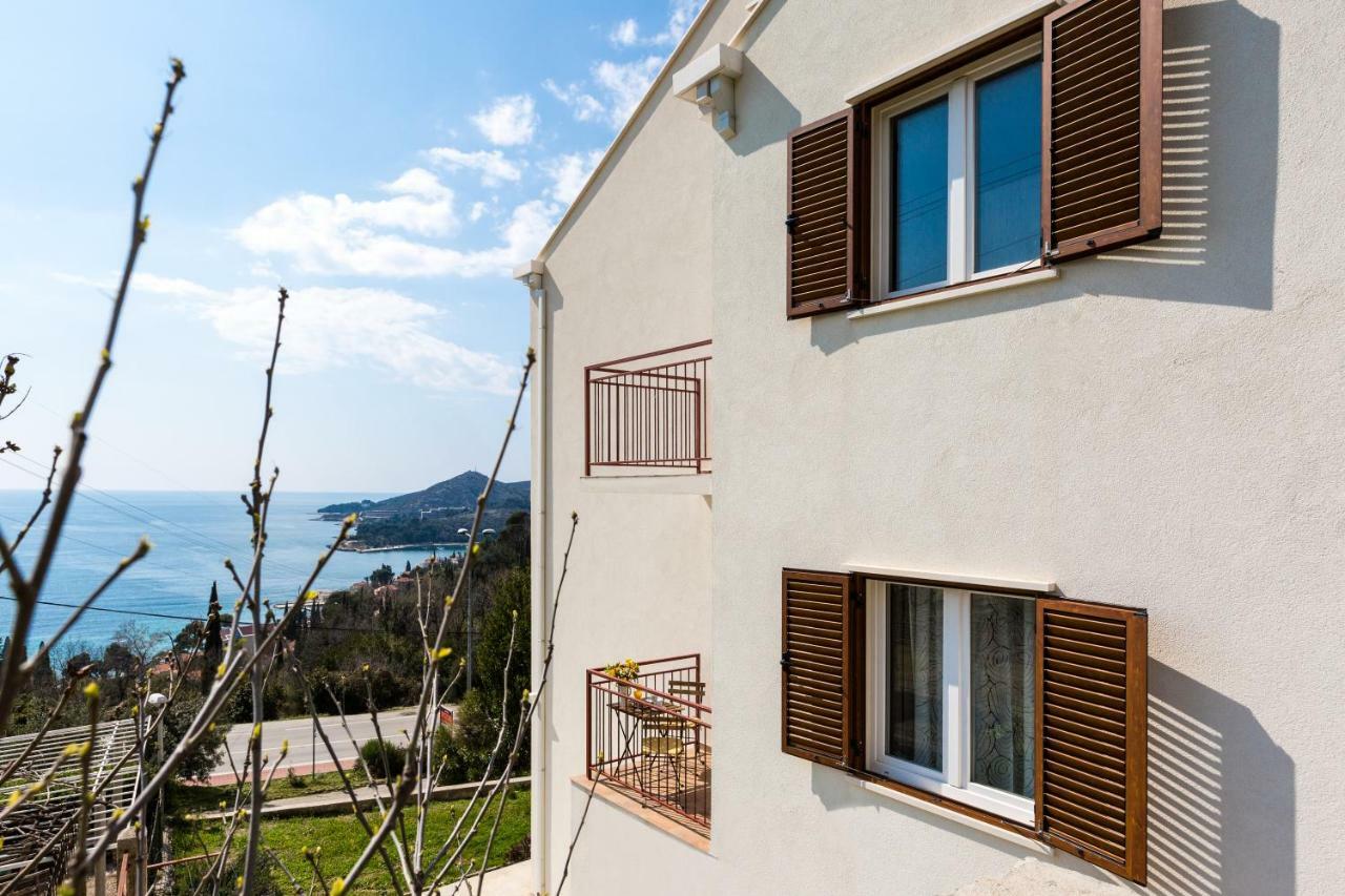 Villa Pergola-Apartment Toni Млини Екстериор снимка